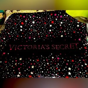 Victoria’s Secret Sherpa Throw Blanket